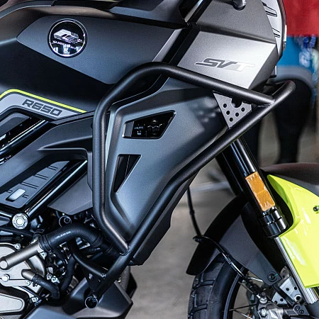 Мотоцикл QJ SVT 650X (черный/зеленый) 2026г
