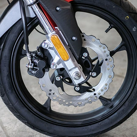 Мотоцикл Loncin CR4 II (красный)